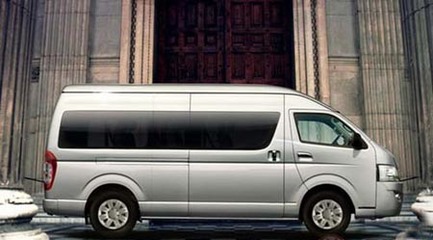 開創空間新時代 九龍商務車全新登陸安徽，專用汽車銷售引領行業風尚